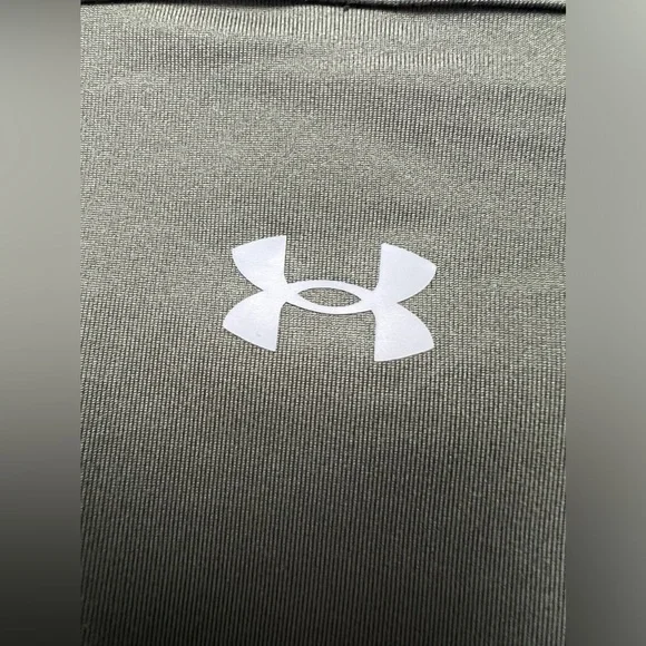 Under Armour Ruched Side Long Sleeve Top Size 2XL - Picture 3 of 10